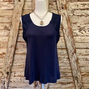 Como Vintage Navy Sleeveless Top Sz. Lg Pre-Owned